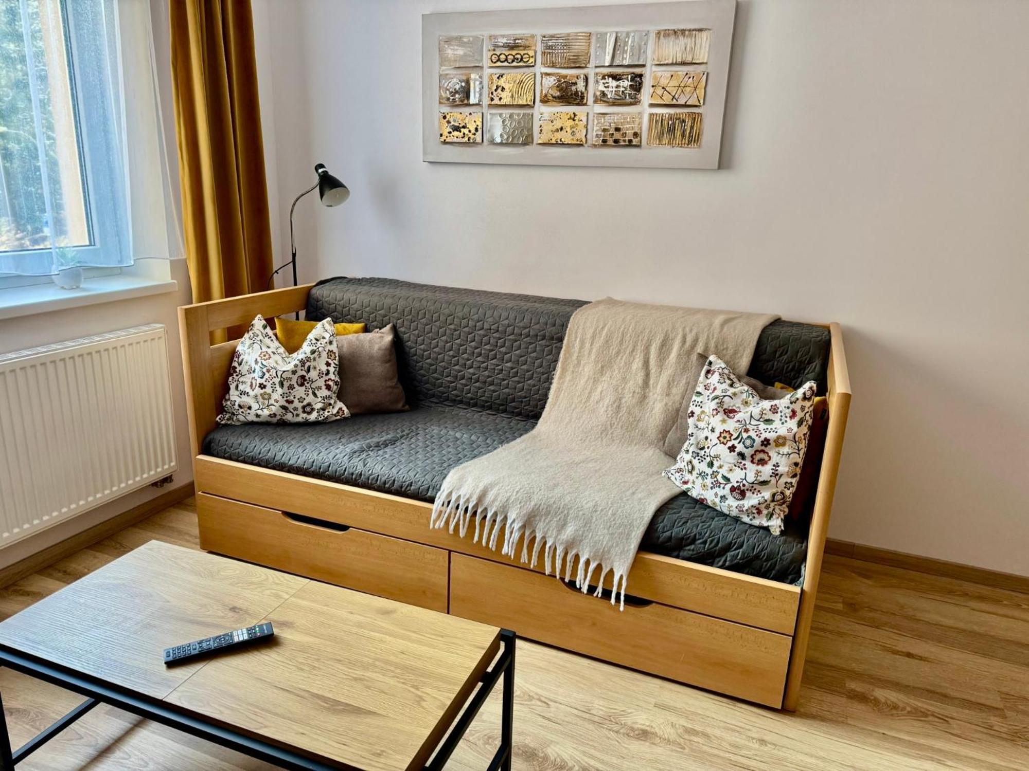 Apartman 4 - Rezidence K Lanovce ยาคีมอฟ ภายนอก รูปภาพ